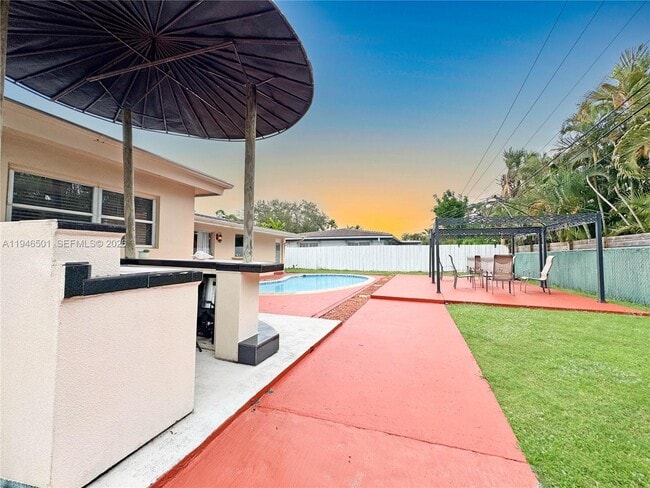 Building Photo - 6210 NE 21st Rd