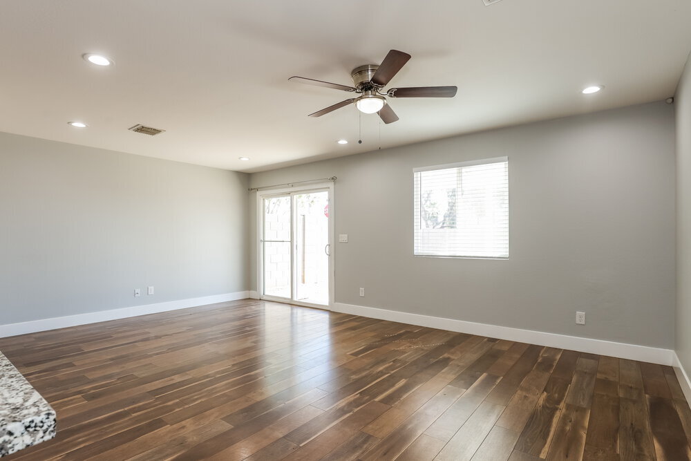 Building Photo - 3865 W Gaby Rd