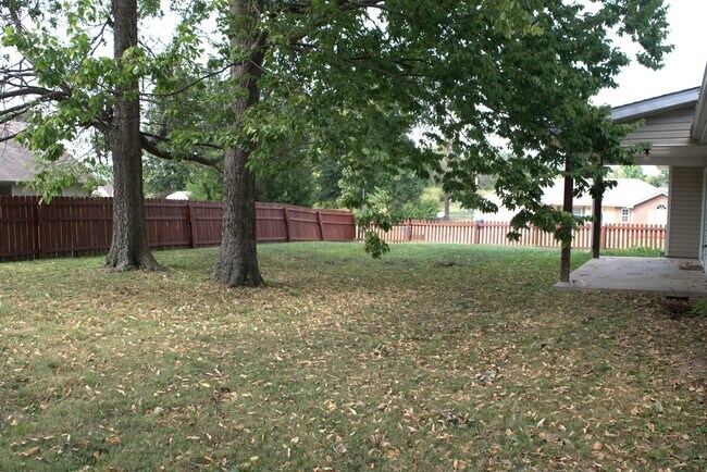 Building Photo - 607 Winterway Dr.