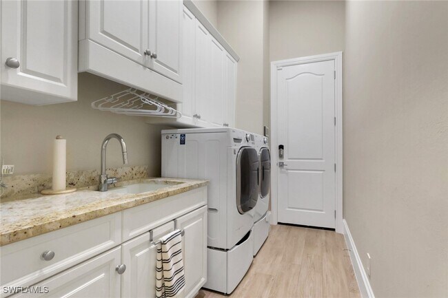 Building Photo - 18530 Cypress Haven Dr