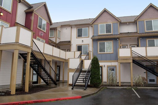 Interior Photo - Elaine Station Apartments