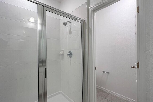 Building Photo - 15589 Willow Arbor Cir