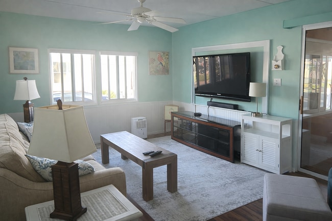 Building Photo - 130 Patricia Ave