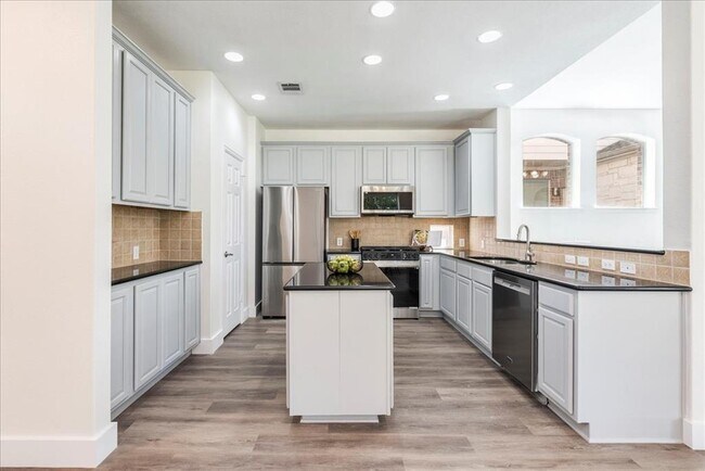 Building Photo - 14812 Avery Ranch Blvd