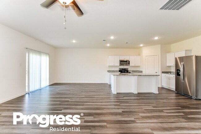 Building Photo - 763 Oakhurst Dr