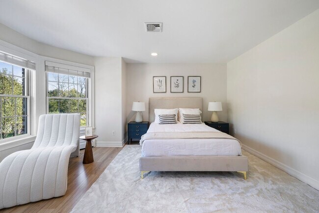 Building Photo - 45 Conklingtown Rd