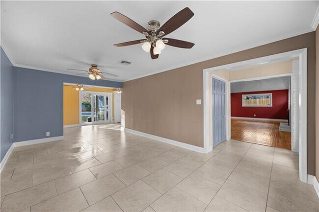 Building Photo - River Ridge Home Rental