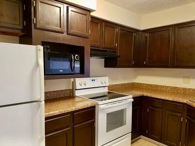 Building Photo - 2505 Stockbridge Dr