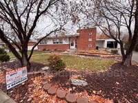 Building Photo - 481 E 2875 N