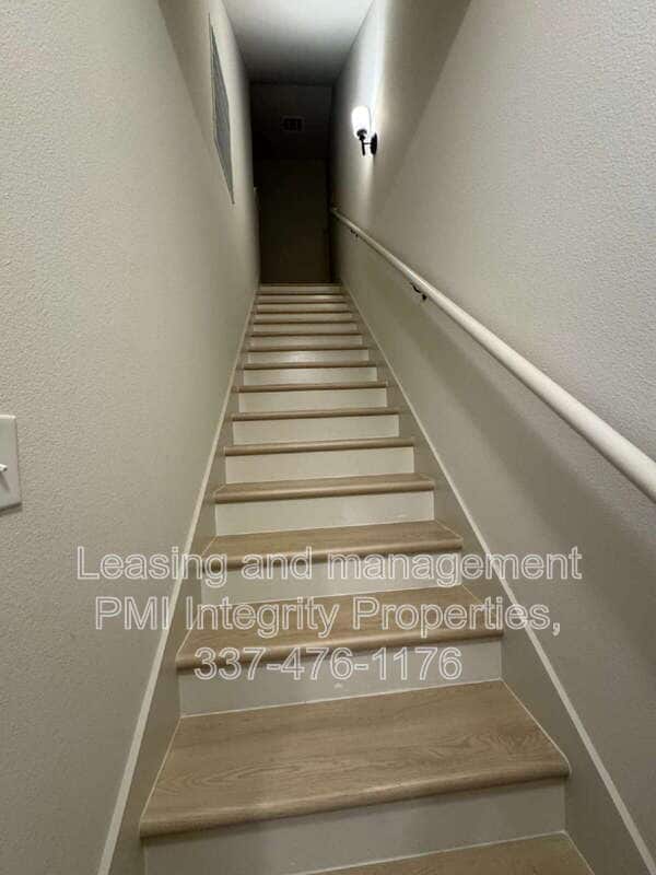 Building Photo - 101 Foster Grove Drive