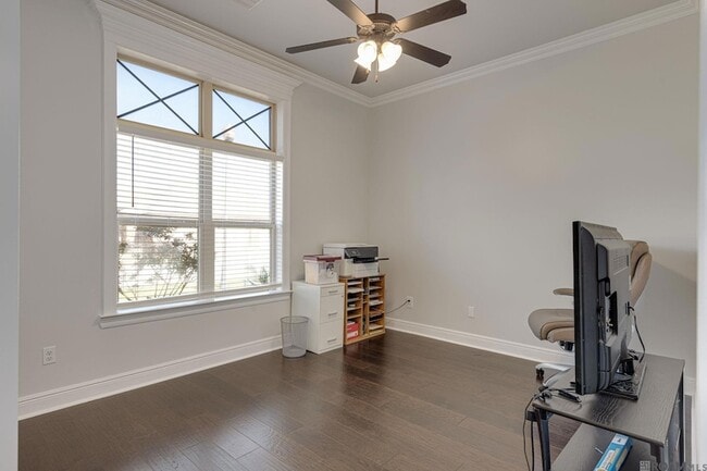 Building Photo - 100 Flora Springs Dr
