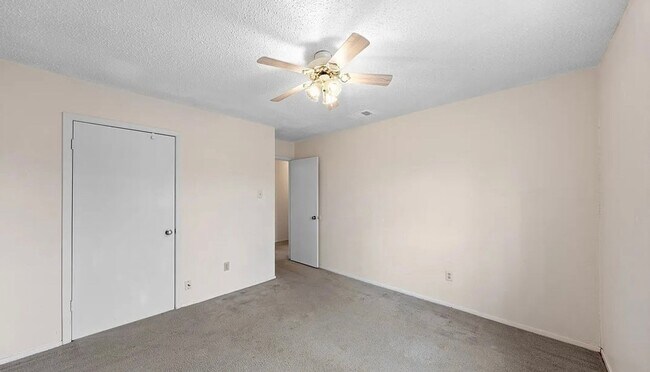 Building Photo - Cute 3 bed house in Killeen, TX