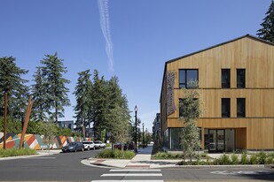 Building Photo - Rockwood Village Apartments