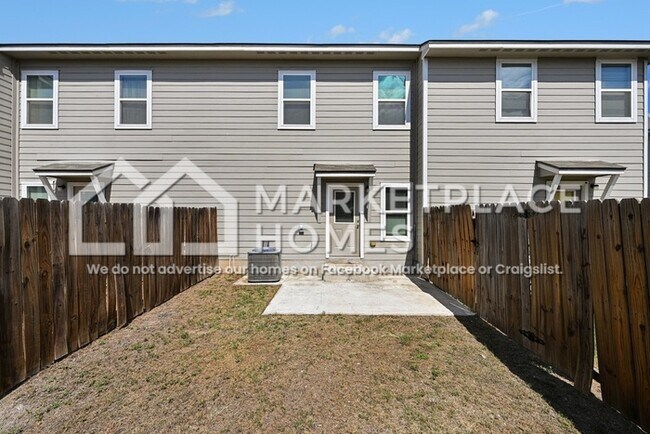 Building Photo - 16917 Dancing Ava