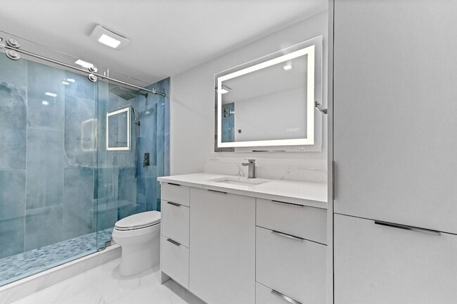 Building Photo - 146 Heritage Way