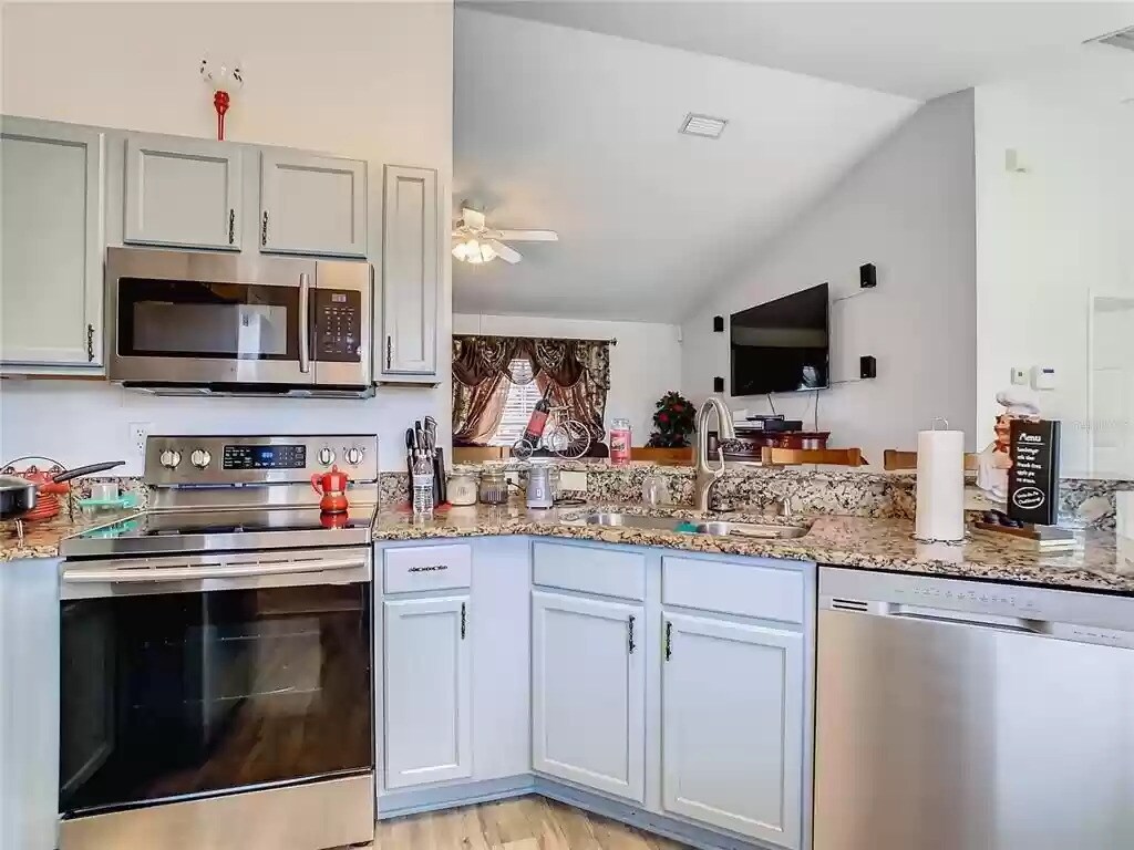 Building Photo - 44 Juniper Dr