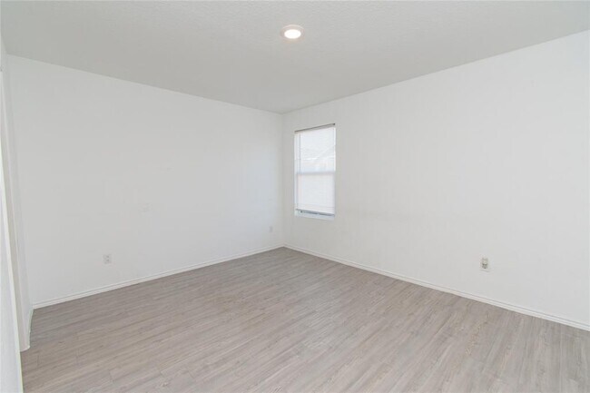 Building Photo - 5812 San Geronimo