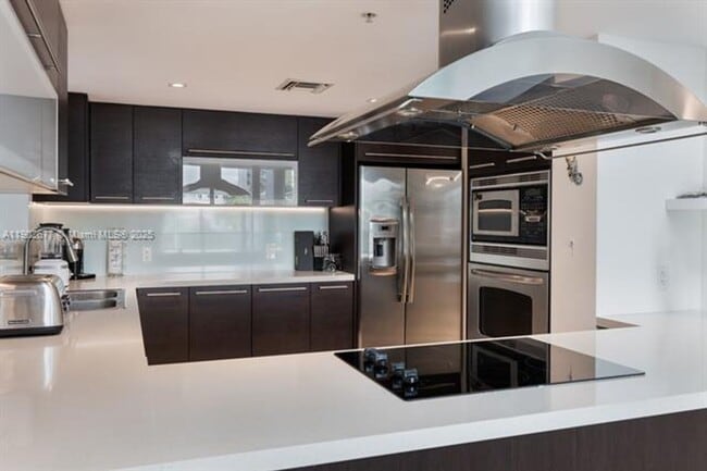 Building Photo - 7928 East Dr