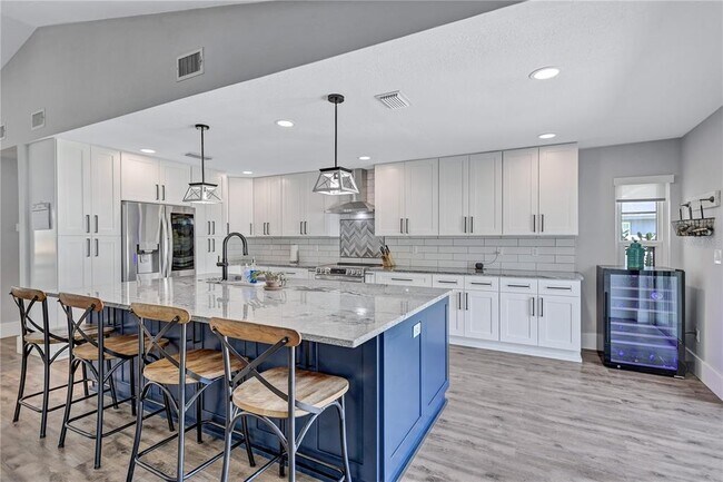 Building Photo - 10825 Christopher Ct