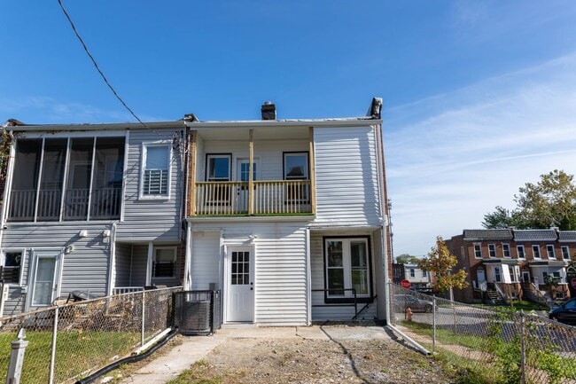 Building Photo - 2600 Garrett Ave