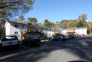 Building Photo - Boho on Bim Street