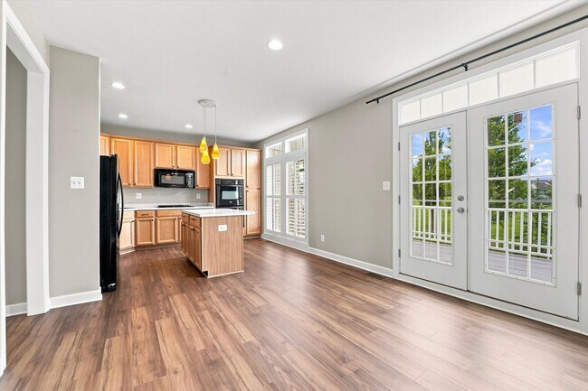 Building Photo - 97 N Savanna Dr