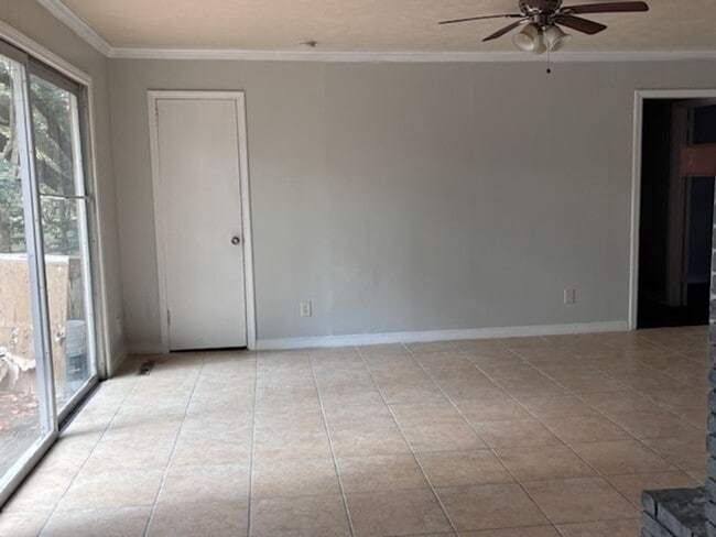 Building Photo - 119 S Canton Club Cir