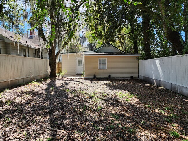 Building Photo - 2108 Tennessee Ave