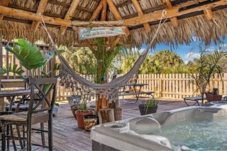 Building Photo - 3827 Las Palmas St