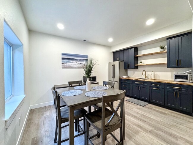 Building Photo - 10339 Wrangell Cir