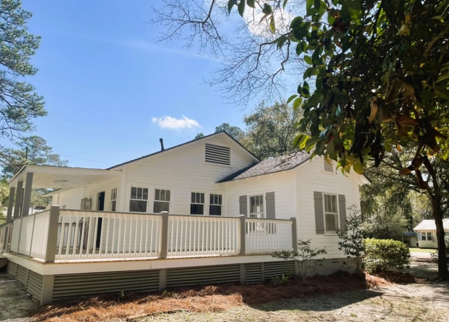 Porch3 - 208 State St