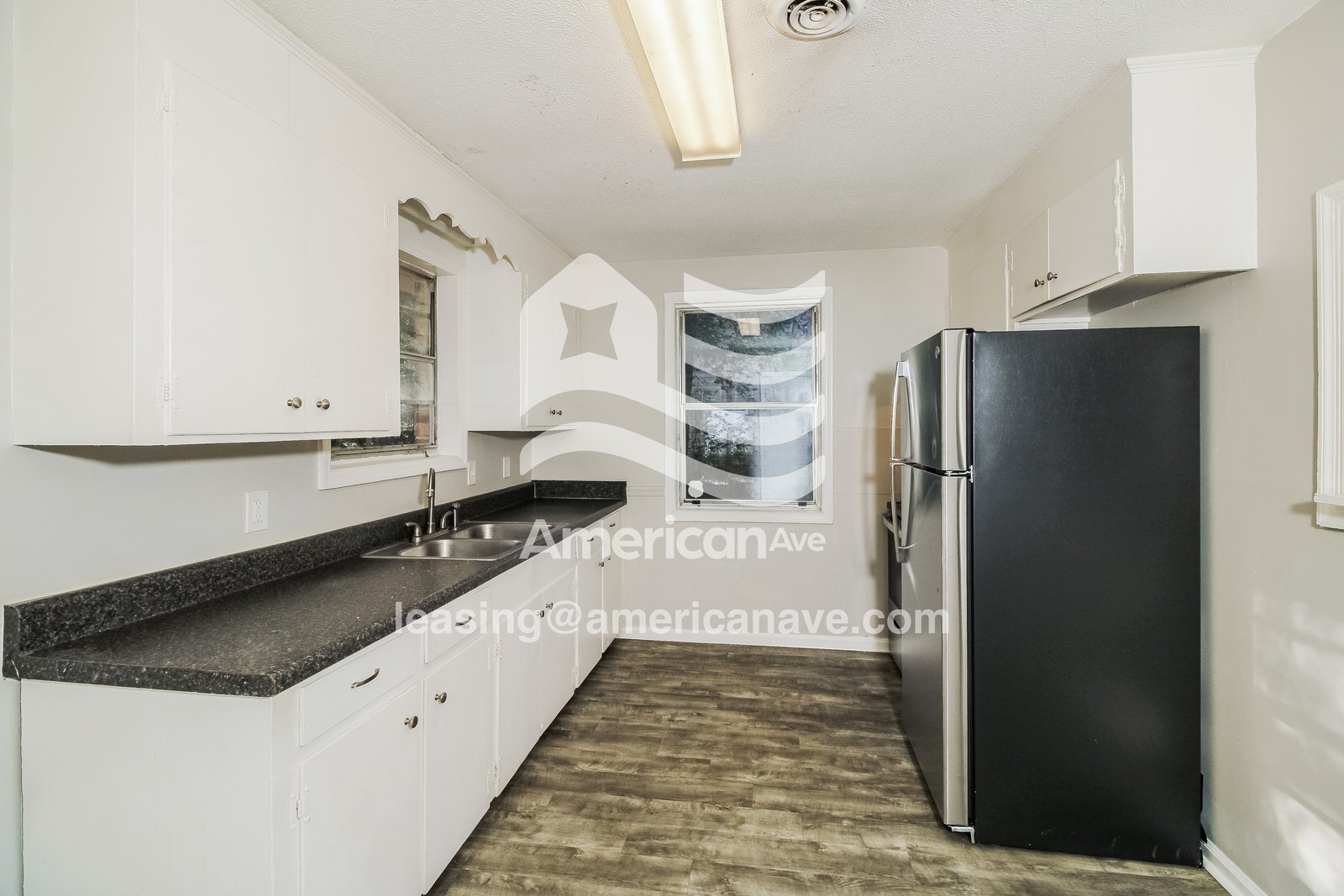 Building Photo - 421 Hickory Ridge Dr