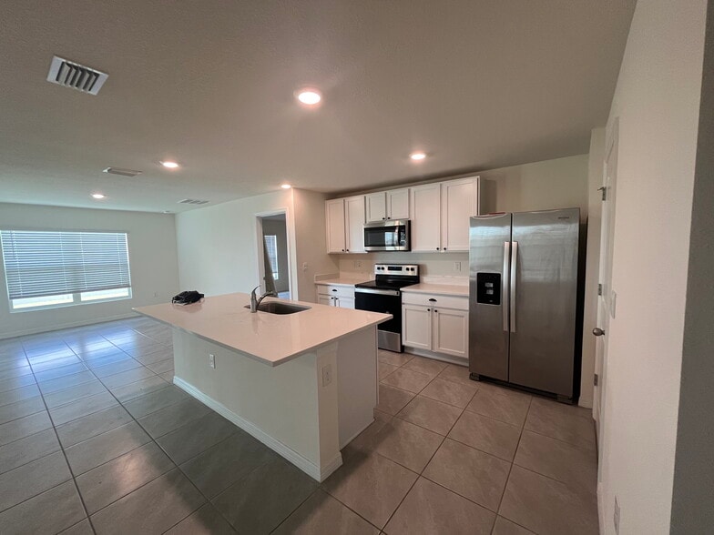 Building Photo - 8564 SW 46th Ter