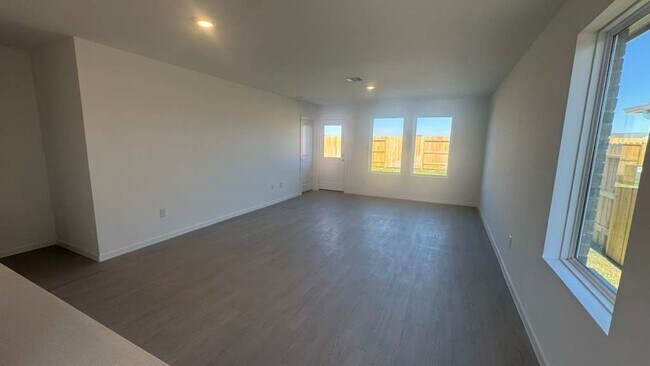 Building Photo - 26810 Cascade Sunrise St