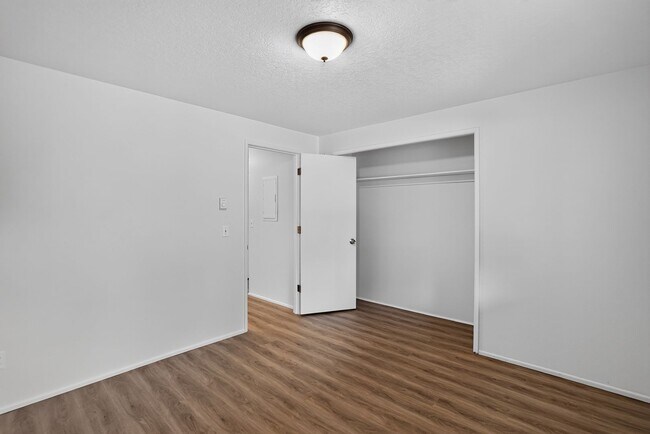 Building Photo - 2114 A St