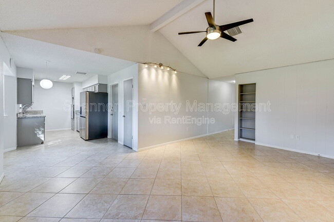 Building Photo - 5911 Chrystell Ln
