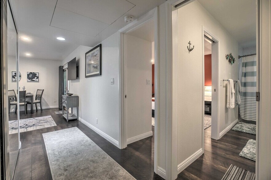 Building Photo - 2628 Worden St