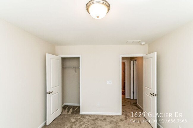 Building Photo - 1629 Glacier Dr