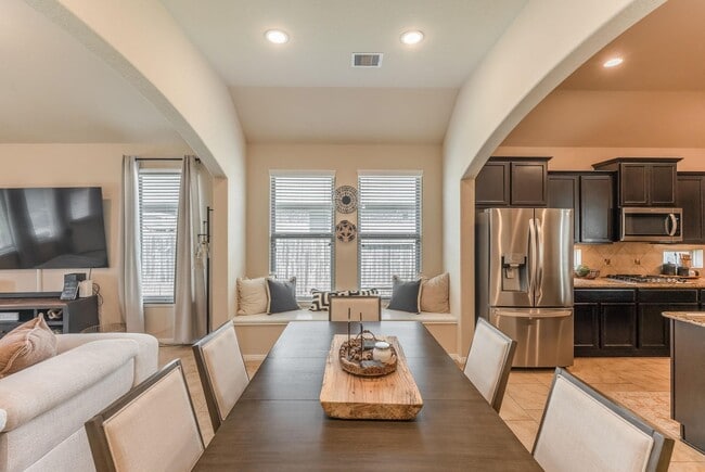 Building Photo - 23426 Tirino Shores Dr
