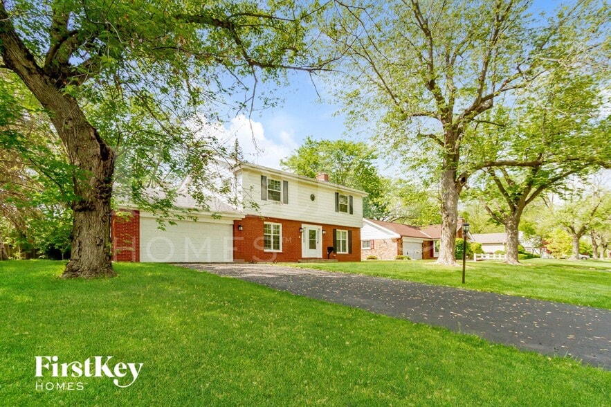 Building Photo - 20460 Arcadian Dr