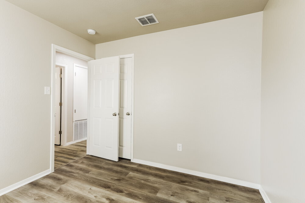 Building Photo - 3215 Pedernales Dr