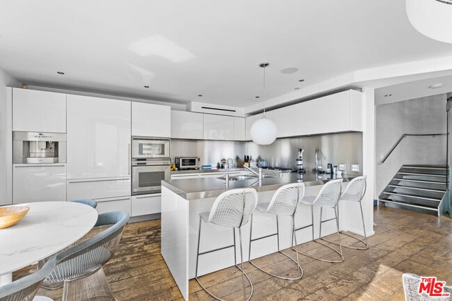 Building Photo - 11 Marine Terrace