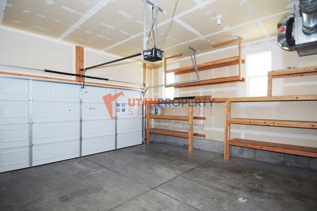 Building Photo - 5083 Digory Dr