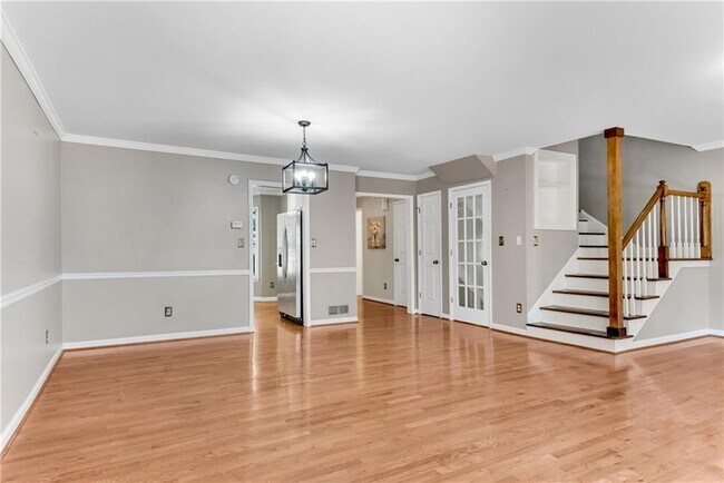 Building Photo - 1427 Old Virginia Ct SE