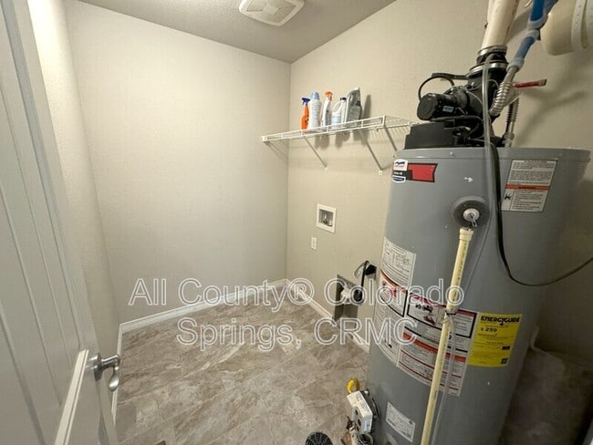 Building Photo - 10782 Yuba Dr