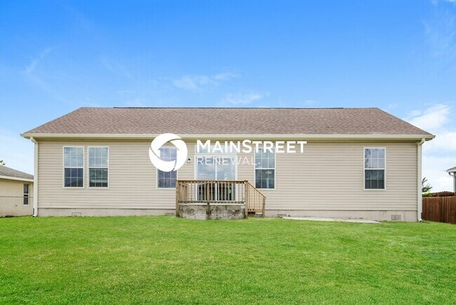 Building Photo - 3 Bedroom Pet-Friendly Home in LEHIGH ACRES, FL with Main Street Renewal