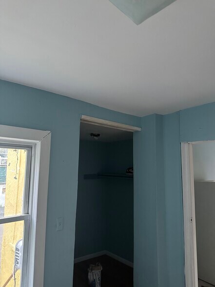 Building Photo - 305 Watson Ave