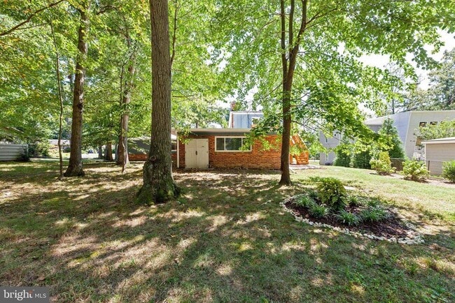 Building Photo - 3538 Devon Dr