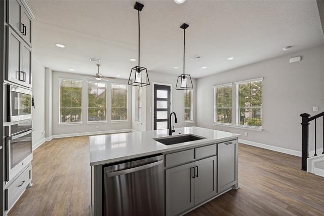 Building Photo - 7104 Amber Grv Ct