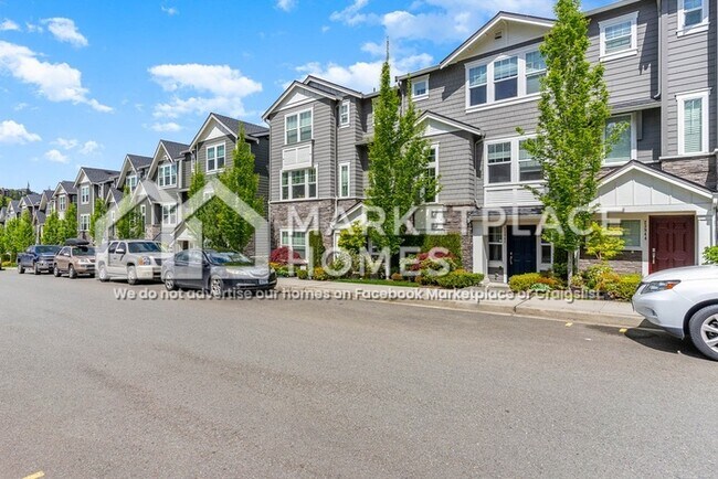 Building Photo - 23942 SE 45th Pl